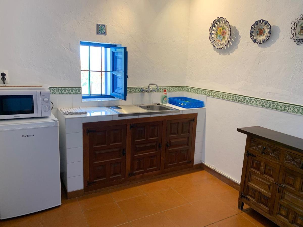 Casa Isabel - La Almona Chica Pensionat El Chorro Eksteriør billede