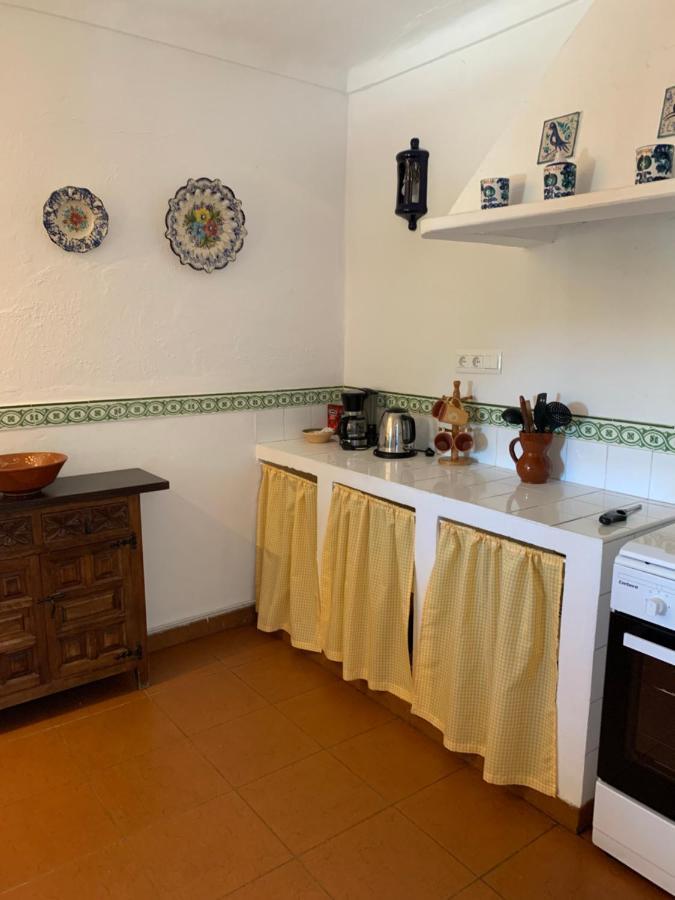 Casa Isabel - La Almona Chica Pensionat El Chorro Eksteriør billede